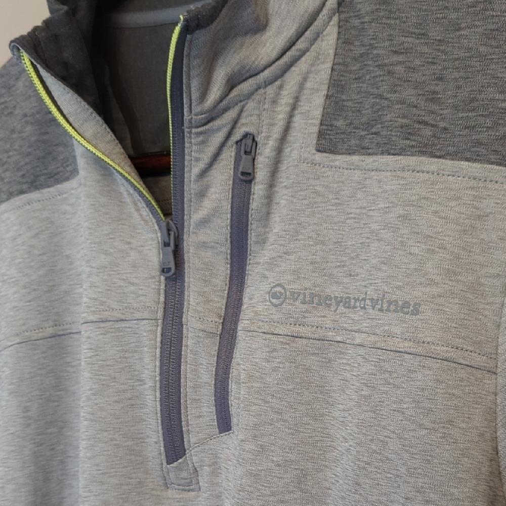 Vineyard Vines Men's Gray Heather Quarter-Zip Pullover OTG Shep Shirt - Picture 3 of 8